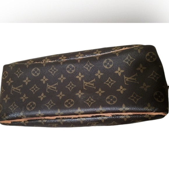 Louis Vuitton Vintage Monogram Canvas Satchel - Picture 16 of 16